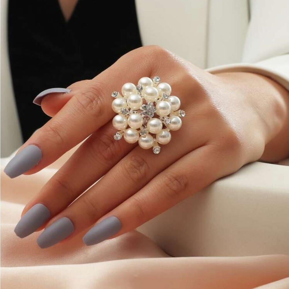 Elegant Pearl Cluster Statement Ring - White Pearls
